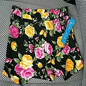 Brat Star floral print skort
